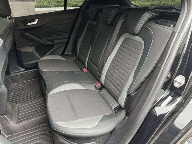 Ford/福特  Focus  第6張相片