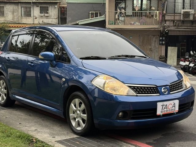 Nissan  Tiida  第1張相片