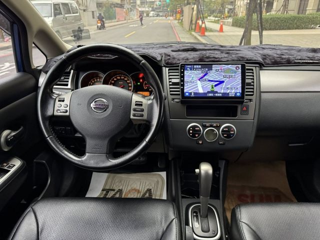Nissan  Tiida  第4張相片