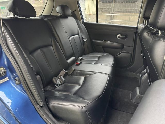 Nissan  Tiida  第6張相片