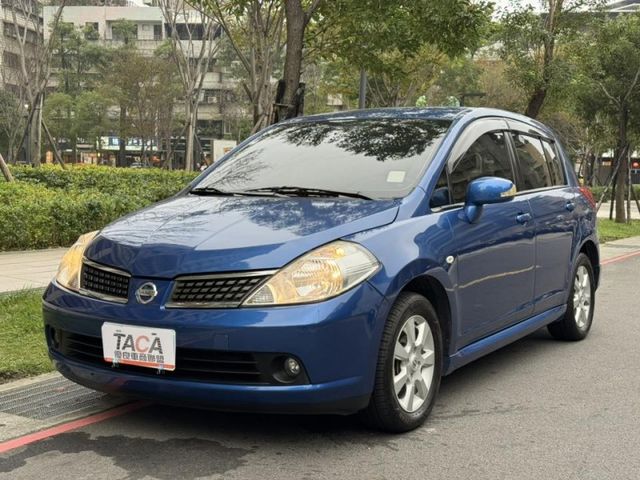 Nissan  Tiida  第21張相片