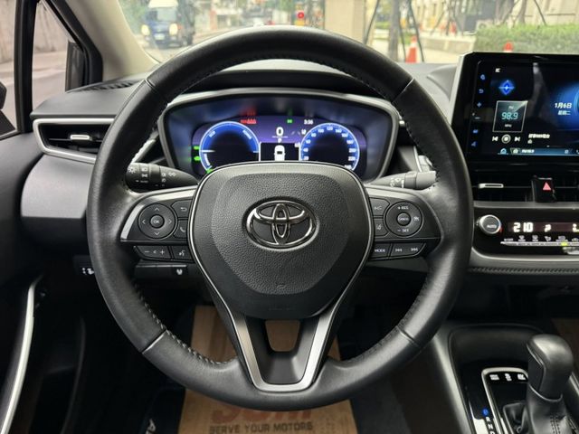 Toyota  Altis  第9張相片