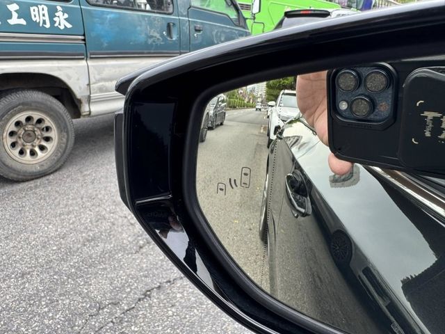 Lexus  ES  第23張相片