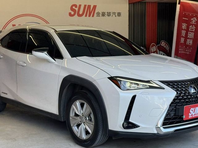 Lexus  UX250h  第1張相片