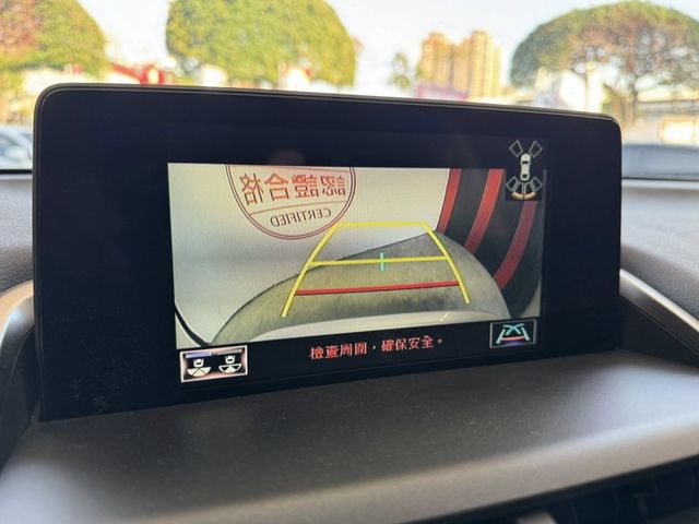 Lexus  NX  第11張相片