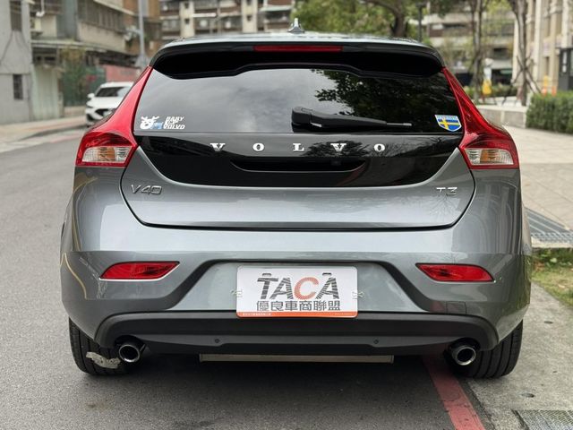 Volvo  V40  第20張相片