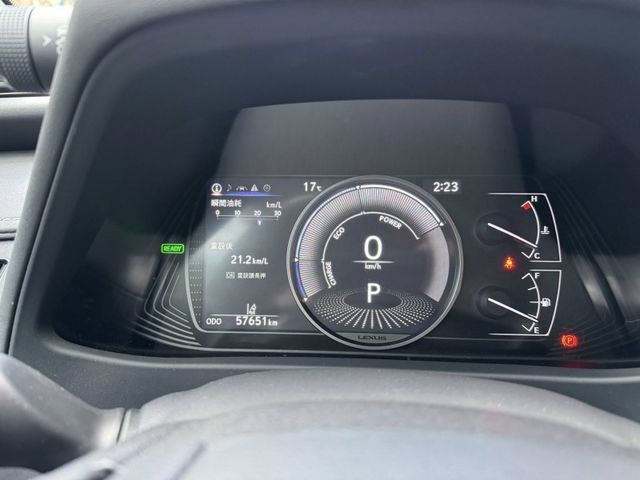 Lexus  UX250h  第10張相片