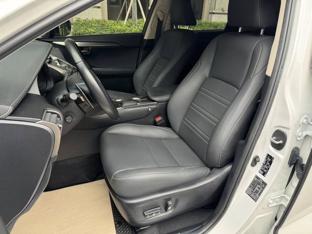 Lexus  NX  第7張相片
