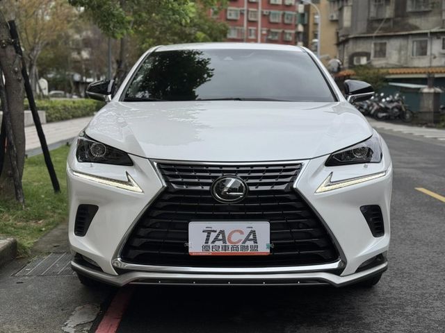 Lexus  NX  第23張相片