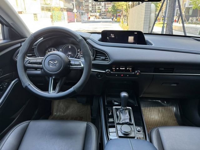 Mazda  CX-30  第4張相片