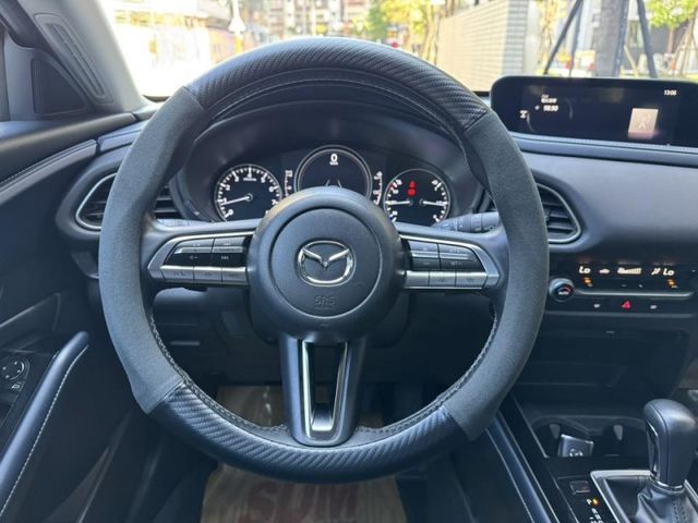 Mazda  CX-30  第9張相片
