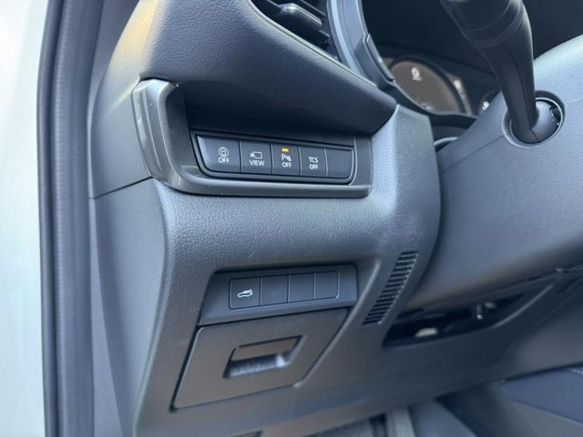 Mazda  CX-30  第14張相片