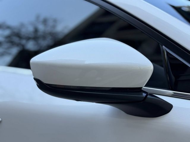 Mazda  CX-30  第23張相片