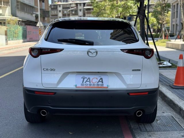 Mazda  CX-30  第27張相片