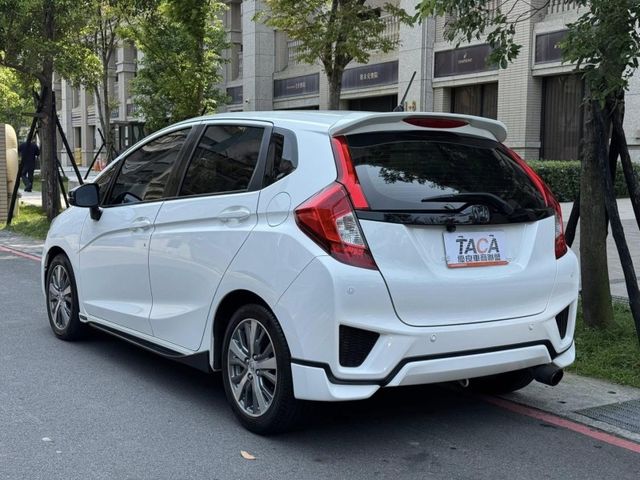 Honda  FIT  第2張相片