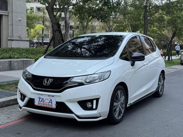 Honda  FIT  第20張相片