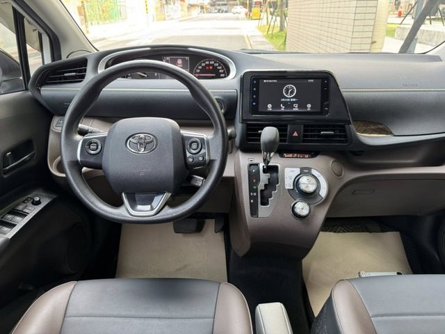 Toyota  SIENTA  第3張相片