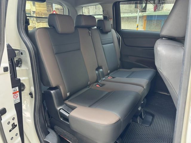 Toyota  SIENTA  第6張相片