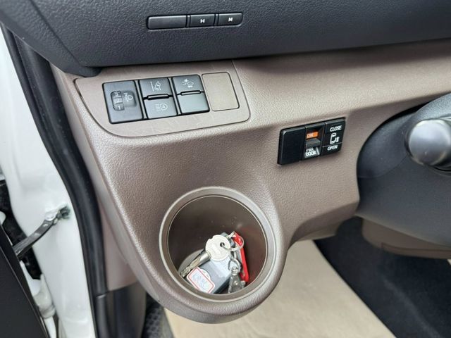 Toyota  SIENTA  第12張相片