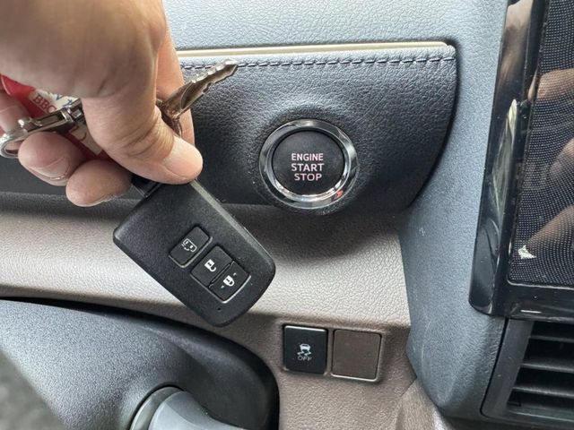 Toyota  SIENTA  第13張相片