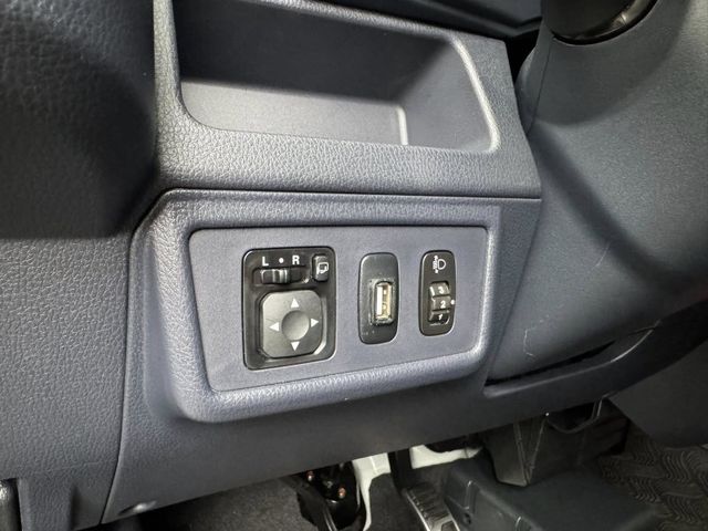 Mitsubishi  Veryca  第14張相片