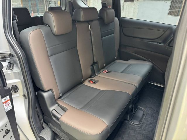 Toyota  SIENTA  第6張相片