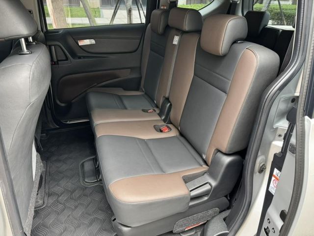 Toyota  SIENTA  第9張相片