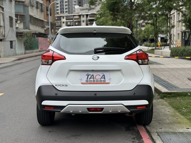 Nissan  Kicks  第21張相片