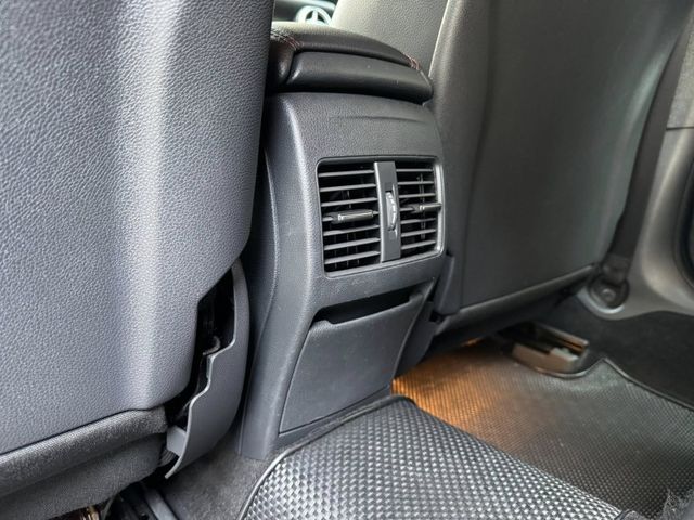 Mercedes-Benz/賓士   A-CLASS  A180 金鑽店~最頂規的A180 AMG版本 前車主非常的顧車 買到賺到 里程履約保  第14張相片