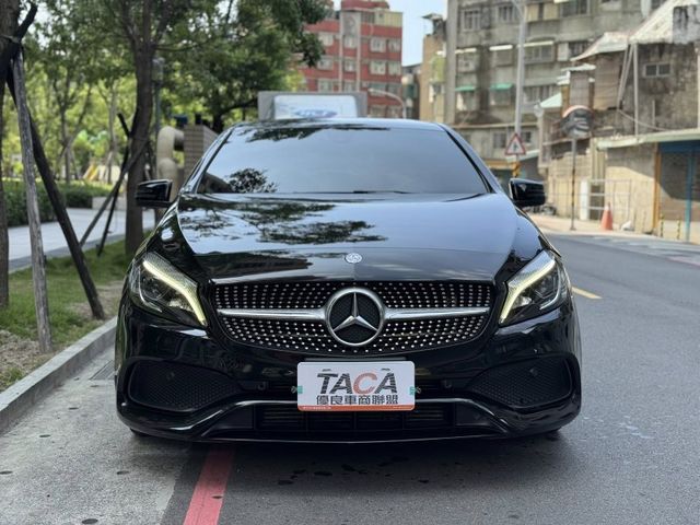 Mercedes-Benz/賓士   A-CLASS  A180 金鑽店~最頂規的A180 AMG版本 前車主非常的顧車 買到賺到 里程履約保  第19張相片