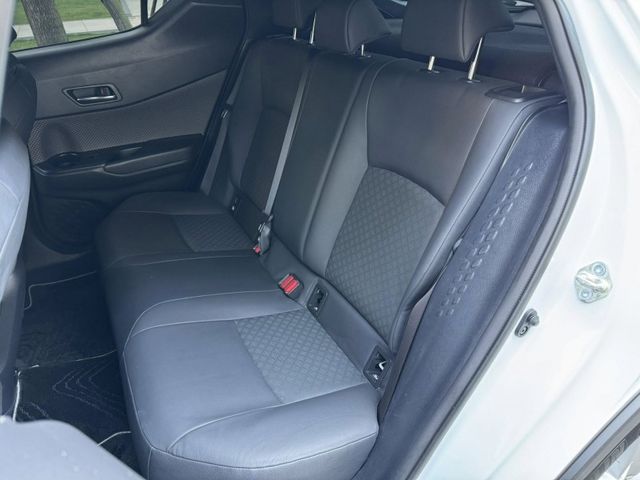 Toyota  C-HR  第6張相片