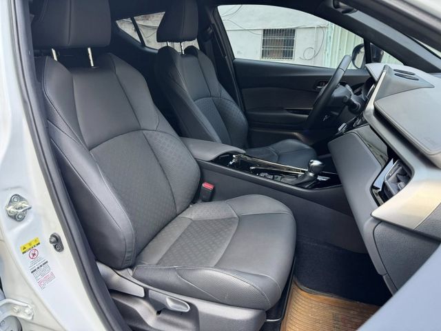Toyota  C-HR  第7張相片