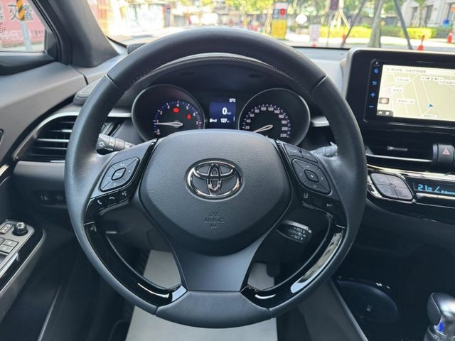 Toyota  C-HR  第9張相片
