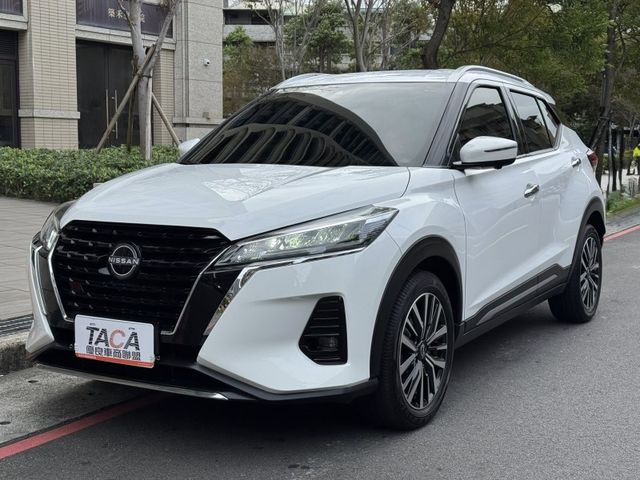 Nissan  Kicks 金鑽店~Kicks 大改款 旗艦版1.6 自然進氣 直列4缸 135匹馬力 里程保證3萬多公  第22張相片