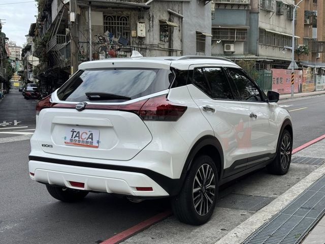 Nissan  Kicks 金鑽店~Kicks 大改款 旗艦版1.6 自然進氣 直列4缸 135匹馬力 里程保證3萬多公  第23張相片