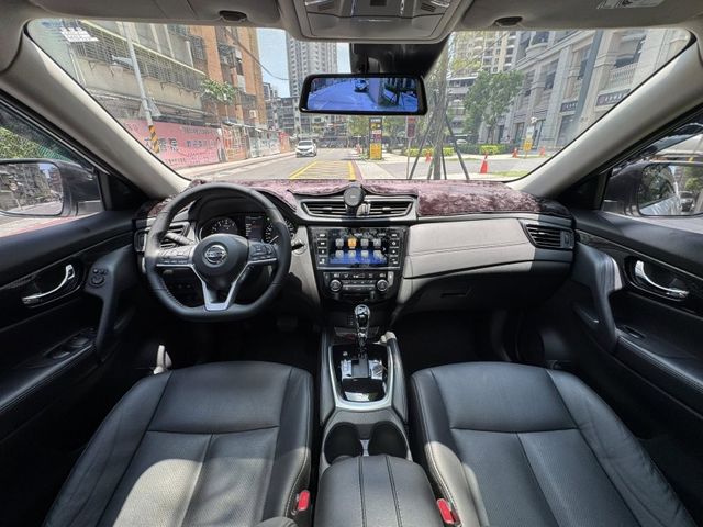 Nissan  X-Trail  第3張相片