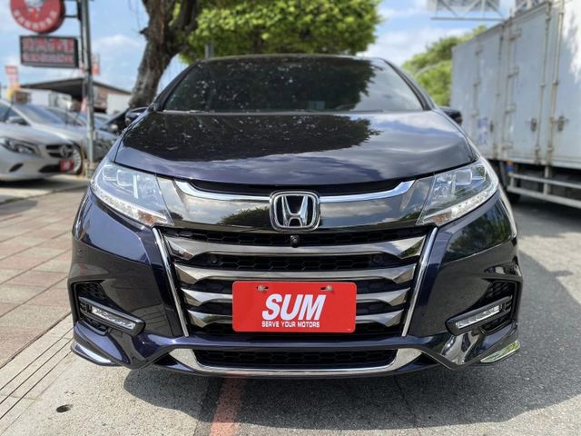 Honda  Odyssey 金鑽店~ODYSSEY大改款2.4七人座APEX旗艦/一手車+保證只跑6萬/ACC跟車＋自動煞停/360  第26張相片
