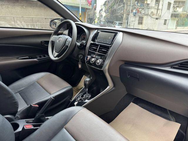 Toyota  YARIS CROSS 金鑽店~YARIS CROSS 1.5 白 省油掀背小車 CVT 7速手自排 107匹馬力  第9張相片