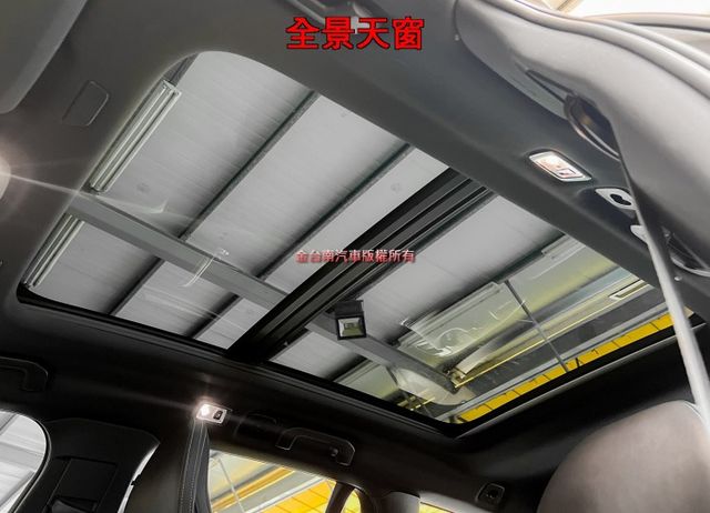 新款B5 R-DESIGN AWD輕油電【新車價229萬】全景天窗／電動尾門／環景／抬頭顯示／自動停車／ACC【認證車】  第8張相片