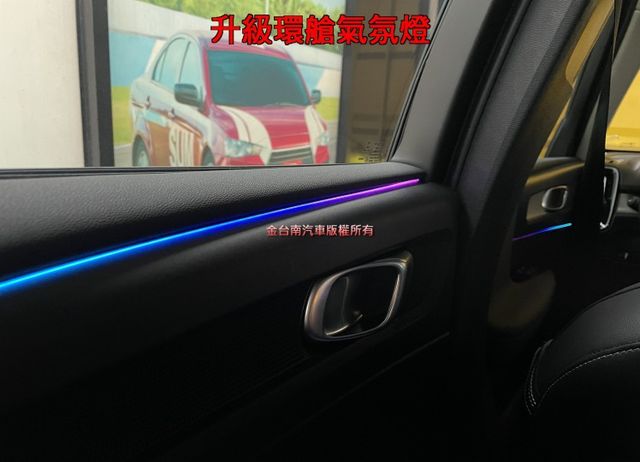 【僅跑三萬】里程擔保【全車原鈑件】原廠保養／ACC／車道維持／盲點／感應尾門／環景／雙電動椅／Carplay／衛星導航  第14張相片