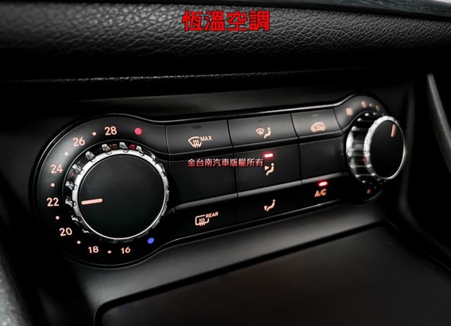 15年式／總代理【全車原鈑件】里程擔保【AMG套件】18吋ＡＭＧ鋁圈／麂皮跑車座椅／全景天窗／雙記憶椅／快撥  第16張相片