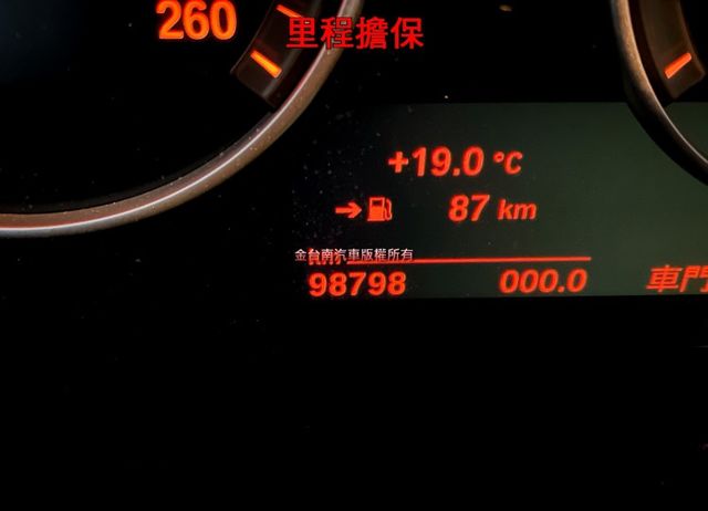 【領航版】總代理／4WD／汽油渦輪【全車原鈑件】跑少里程擔保／全景天窗／大螢幕／導航／電尾門／記憶椅／雙電動椅／雙區恆溫  第2張相片