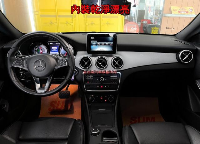 【全車原鈑件】里程擔保／雙記憶跑車椅／HID頭燈／LED尾燈／換檔撥片／定速／自動停車／​防撞輔助／藍牙系統／胎壓偵測  第7張相片