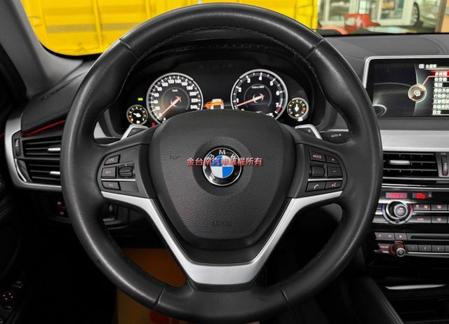 總代理／15年式【新款F16】4WD／XDRIVE35I／14年12月出廠／里程擔保／天窗／抬頭顯示／電動尾門【認證車】  第10張相片
