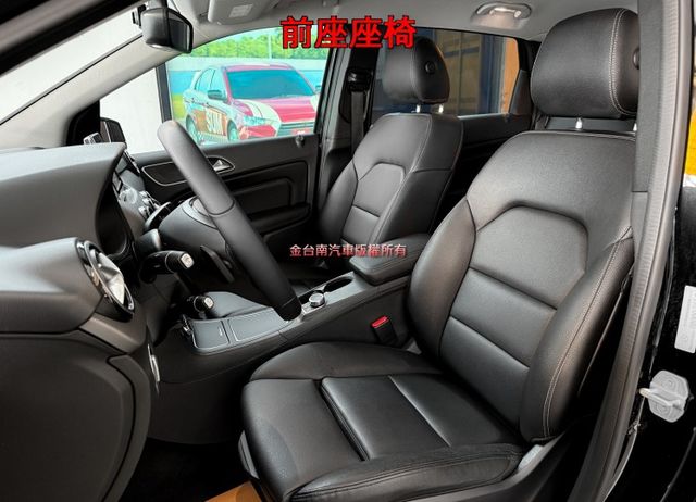 【全車原鈑件】跑少里程擔保／記憶座椅／定速／換檔撥片／藍牙系統／煞停輔助／自動停車／雙區恆溫／LED頭尾燈／免鑰匙啟閉  第8張相片