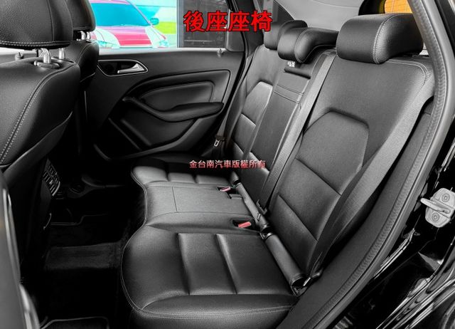 【全車原鈑件】跑少里程擔保／記憶座椅／定速／換檔撥片／藍牙系統／煞停輔助／自動停車／雙區恆溫／LED頭尾燈／免鑰匙啟閉  第9張相片