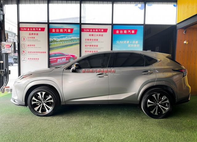 NX200／僅跑【八萬】里程擔保【全車原鈑件】【原廠保養】雙加熱座椅／ACC／車道偏移／煞停輔助／盲點／快撥／免鑰匙系統  第3張相片