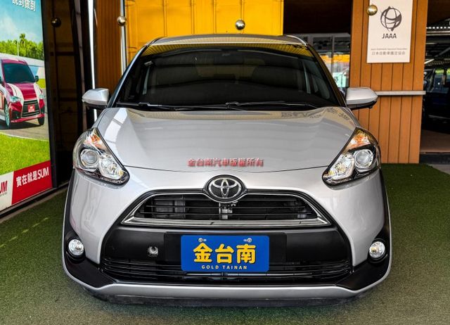 七人座【全車原鈑件】【原廠保養】僅跑【六萬】里程擔保／定速／觸控螢幕／環景／藍牙／免鑰匙系統／恆溫空調／ISOFIX  第2張相片