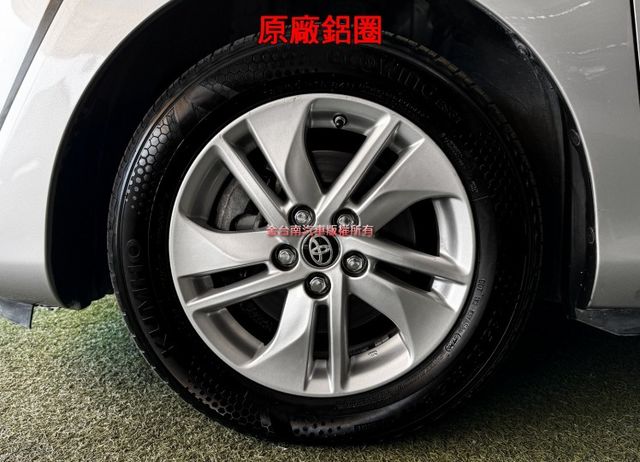 七人座【全車原鈑件】【原廠保養】僅跑【六萬】里程擔保／定速／觸控螢幕／環景／藍牙／免鑰匙系統／恆溫空調／ISOFIX  第7張相片
