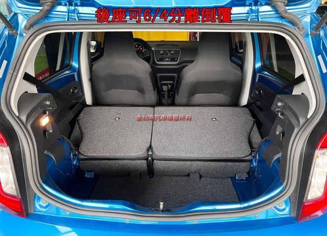 18年式／17年11月出廠【全車原鈑件】【原廠保養】僅跑【八萬】里程擔保【四輪米其林輪胎9成新】音響快控／ISOFIX  第17張相片